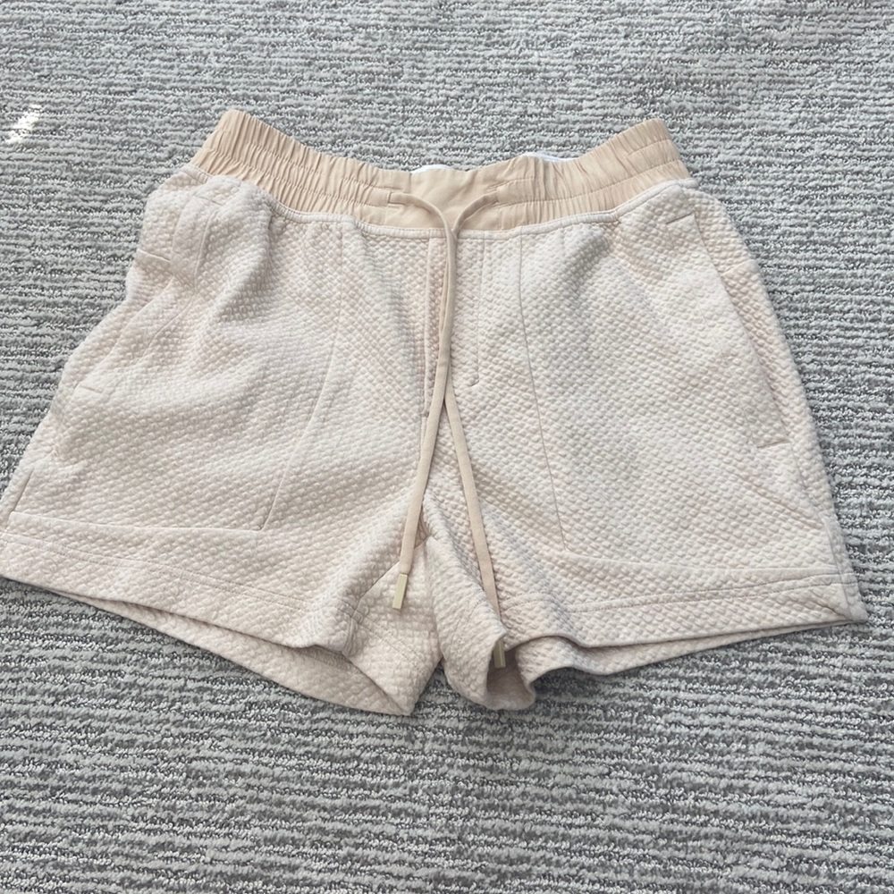 lululemon at ease short